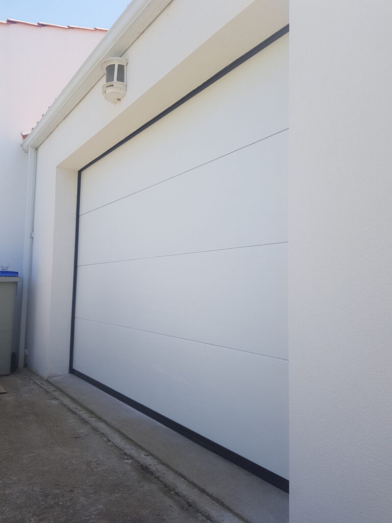 SECURE ELEC ATLANTIQUE Stores Les Sables D Olonne Installation Porte Garage Motorisee La TRanche Sur Mer 2