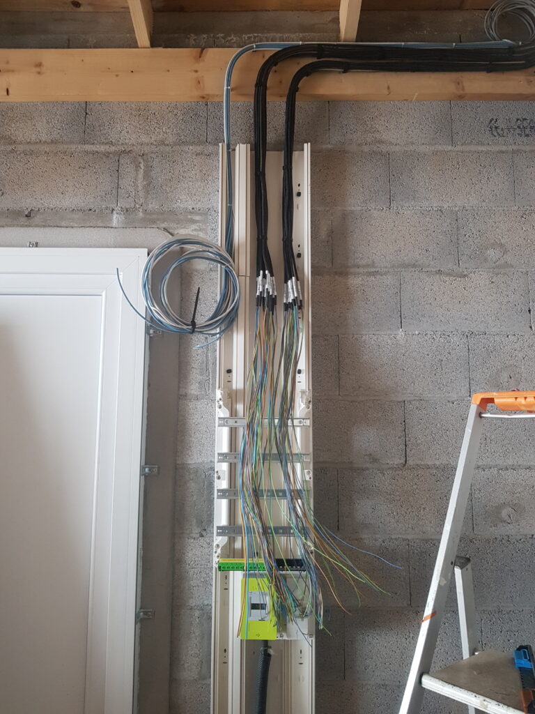 SECURE ELEC ATLANTIQUE Stores Les Sables D Olonne Renovation Installation Electrique Moutiers Les Mauxfaits